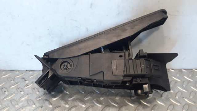 1K1721503S Pedal del acelerador  en stock Granada