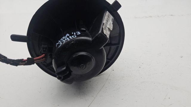 1K1819015C VAG Ventilador habitáculo  en stock Huelva