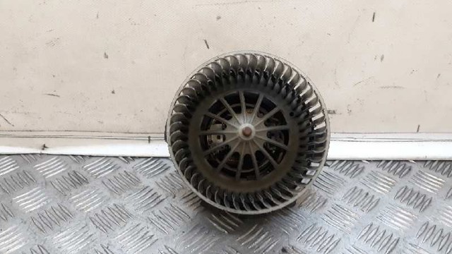 1K1819015F VAG Ventilador habitáculo comprar Bilbao