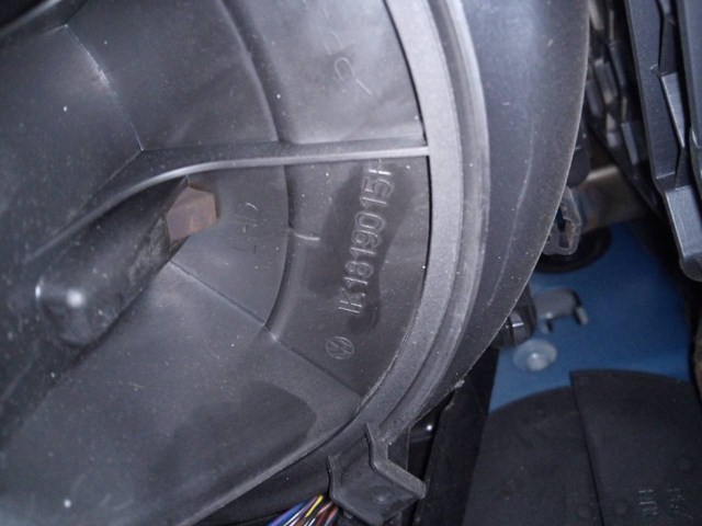 Ventilador calefaccion para volkswagen caddy iv furgón 2.0 tdi dfsd 1K1819015F