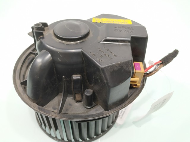VAG 1K1820015 Motor del ventilador del calefactor  disponible Valladolid