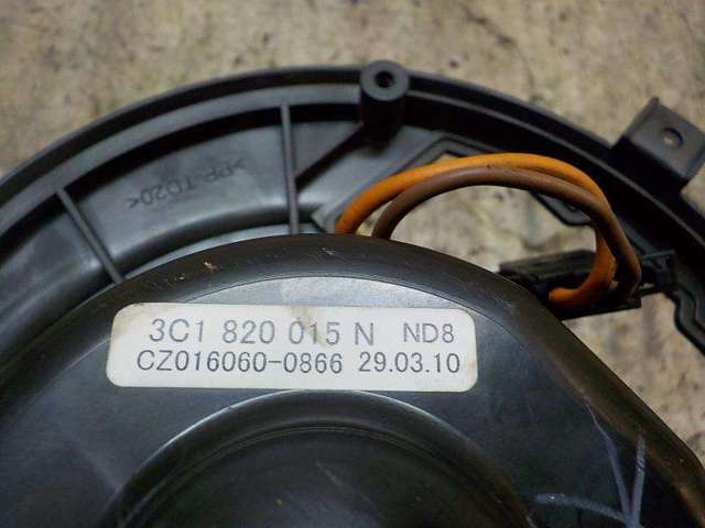1K1820015J Motor del ventilador del calefactor  disponible Burgos