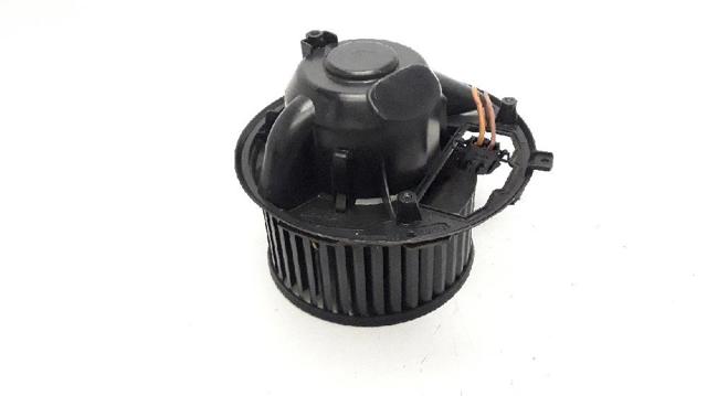 VAG 1K1820015J Motor del ventilador del calefactor  disponible Lugo