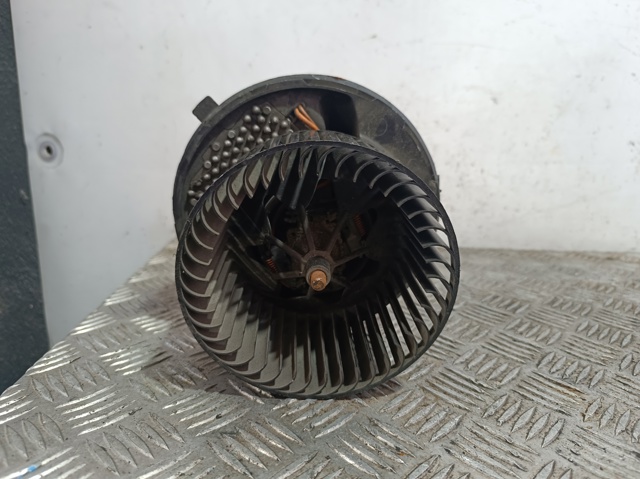 VAG 1K1820015Q Ventilador habitáculo comprar Pamplona