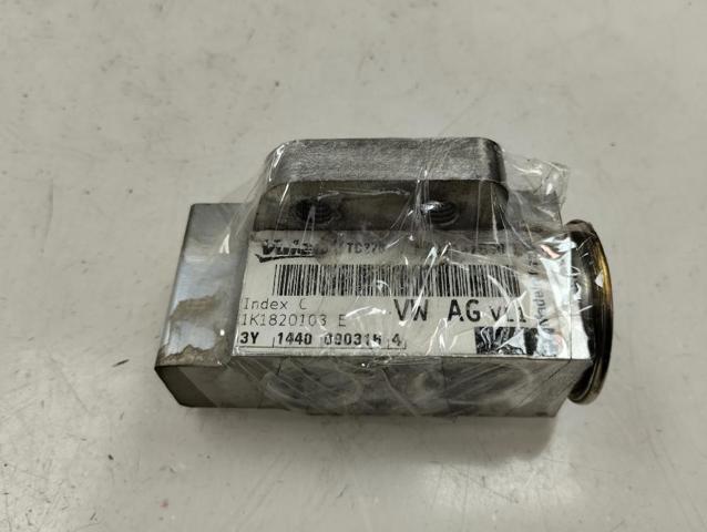 1K1820103E VAG