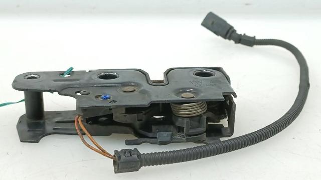 1K1823509E Cerradura de capó  en stock Sabadell