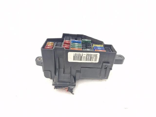 1K1941824 Caja de fusibles  disponible Burgos