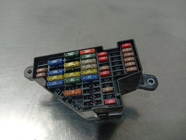 VAG 1K1941824 Caja de fusibles  comprar en Ponferrada