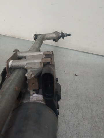 VAG 1K1955119A Motor del limpiaparabrisas  disponible Valladolid