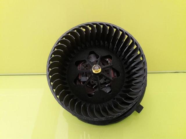 VAG 1K2819015 Motor del ventilador del calefactor  disponible Lugo