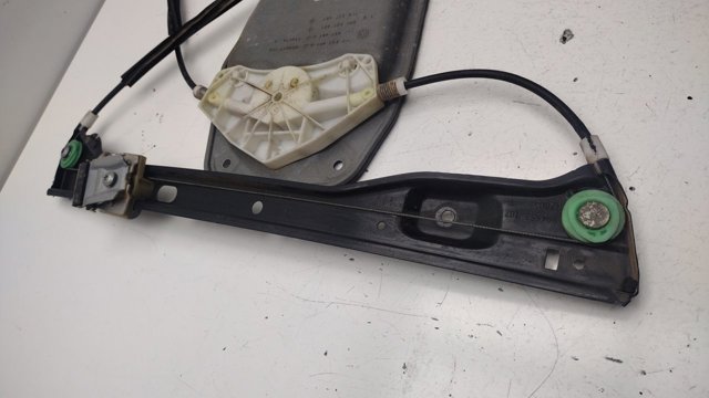 1K3837461A Mecanismo de elevalunas de la puerta delantera izquierda  comprar en Pontevedra