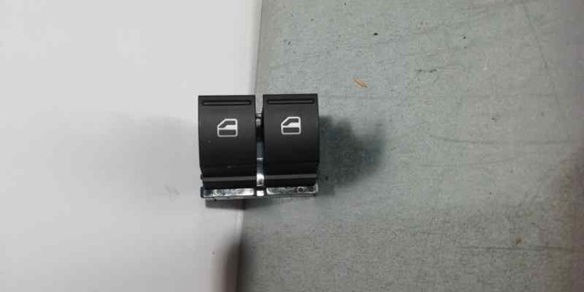 1K3959857 Unidad de control de elevalunas delantera izquierda  disponible Utrera