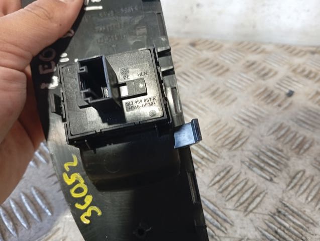 VAG 1K3959857A Interruptor de elevalunas delantera izquierda comprar Pamplona