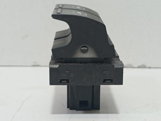 1K3959857A Interruptor de elevalunas delantera izquierda  en stock Sabadell