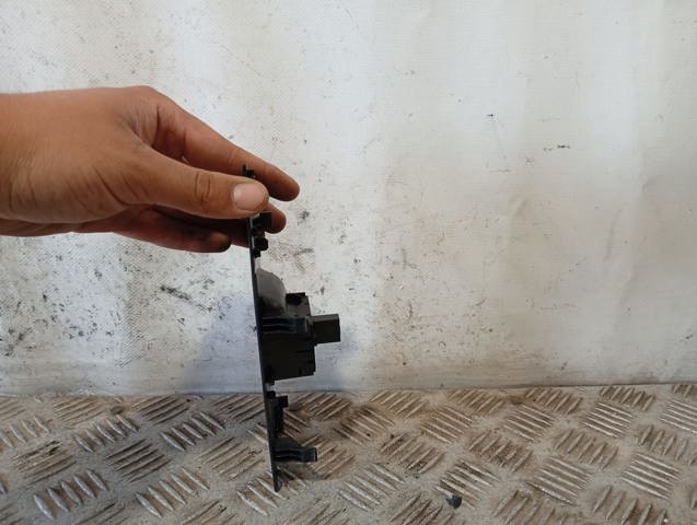 VAG 1K3959857A Unidad de control de elevalunas delantera izquierda  comprar en Albacete