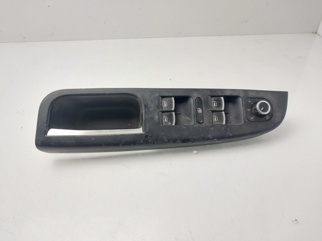 1K4868049C Manija interior de puerta delantera izquierda  en stock Castellón