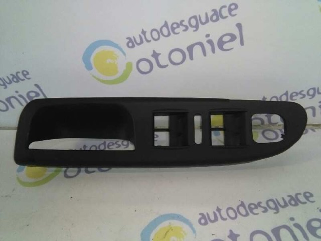 VAG 1K4868049C Manija interior de puerta delantera izquierda  en stock Salamanca
