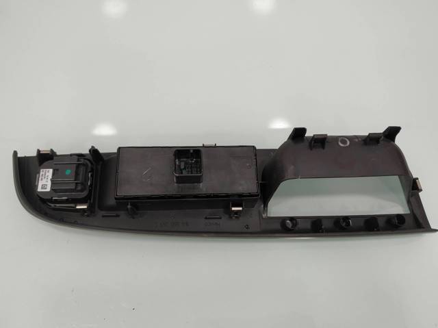 1K4868049C Manija interior de puerta delantera izquierda  comprar en Pontevedra