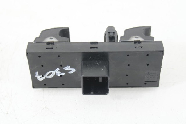 1K4959857 Interruptor de elevalunas delantera izquierda comprar Almería