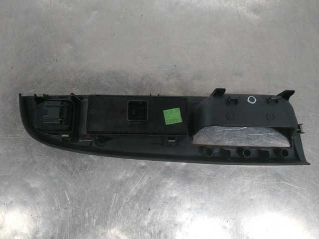 1K4959857B Unidad de control de elevalunas delantera izquierda  disponible Burgos