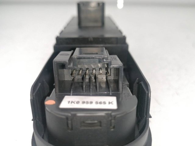 VAG 1K4959857C Interruptor de elevalunas delantera izquierda comprar Tarragona