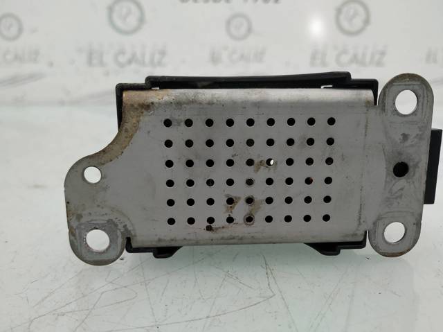 1K6035570F Amplificador de señal de antena  disponible Utrera