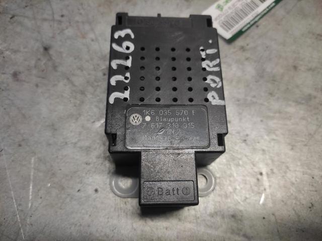 1K6035570F Amplificador de señal de antena  en stock Sabadell