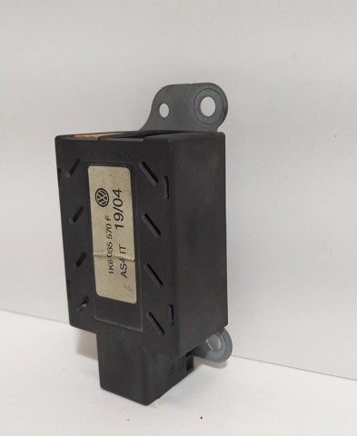 1K6035570F Amplificador de señal de antena  disponible Utrera