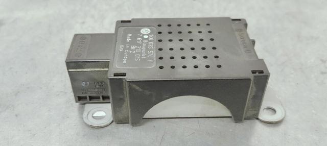 1K6035570F VAG Amplificador de señal de antena  en stock Gandía