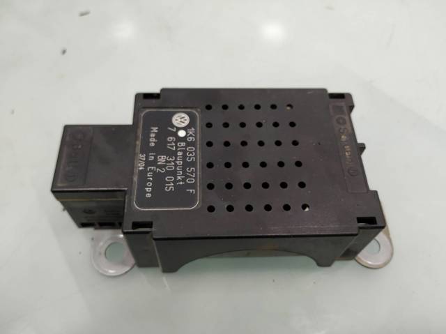 1K6035570F Amplificador de señal de antena  en stock Granada