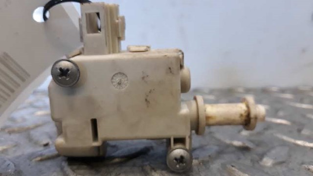 VAG 1K6810773 Motor tapa combustible  en stock Terrassa