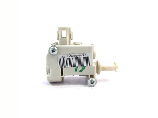 1K6810773 Motor de apertura de tapa de combustible  disponible Málaga
