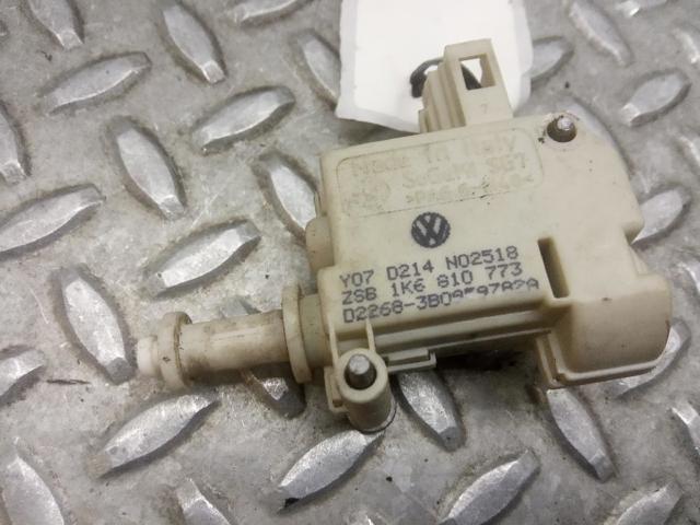 1K6810773 VAG Motor tapa combustible comprar Madrid