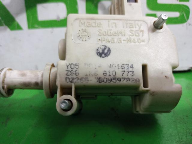 1K6810773 Motor de apertura de tapa de combustible  comprar en Zaragoza