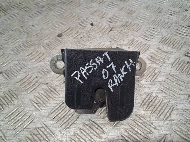Precio del repuesto Cerradura de puerta trasera Golf V familiar