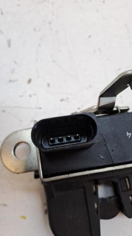 1K6827505F Cerradura de maletero comprar Almería