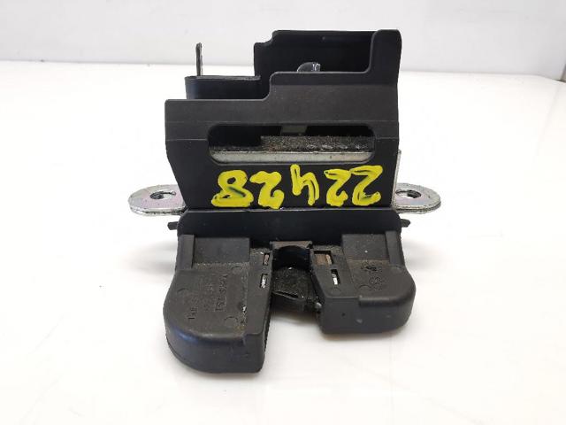 1K6827505F9B9 Cerradura de tapa de maletero  disponible Málaga