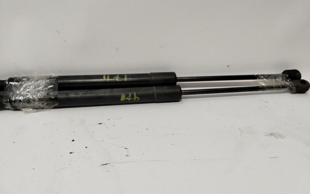 1K6827550F VAG Amortiguador de la tapa del maletero  disponible Vigo