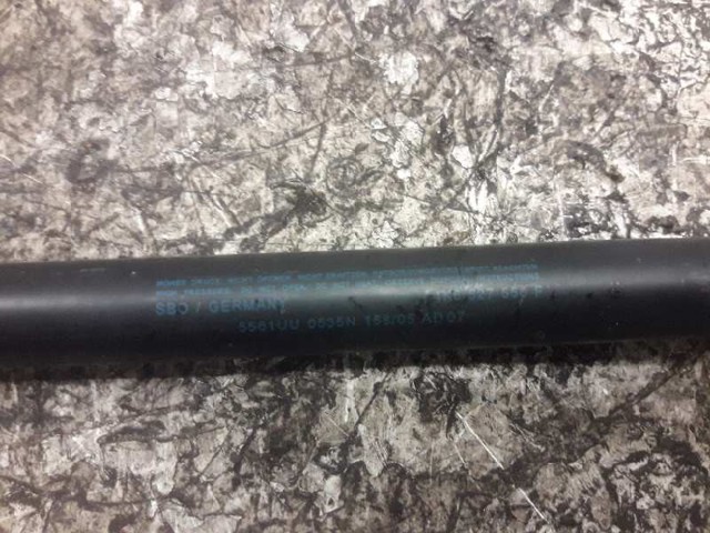 VAG 1K6827550F Amortiguador maletero comprar Barcelona