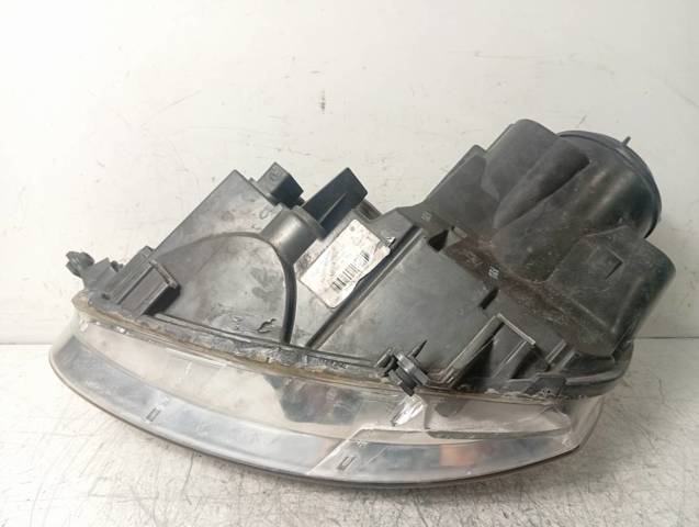1K6941006P Faro derecho  en stock Sabadell