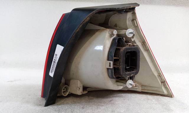 VAG 1K6945095N Piloto trasero exterior izquierdo  disponible Lugo
