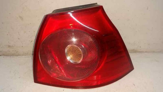 1K6945096AA Piloto trasero exterior derecho  disponible Utrera