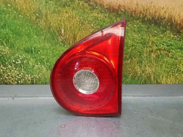 VAG 1K6945096AA Piloto trasero exterior derecho  en stock Valencia