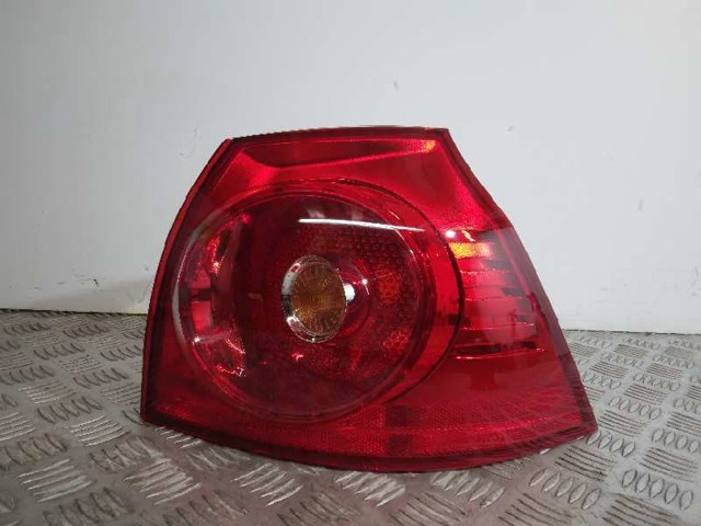 1K6945096AA VAG Piloto trasero exterior derecho comprar Bilbao