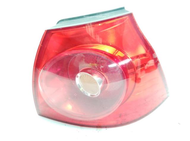 1K6945096E Piloto trasero exterior derecho  en stock Sabadell