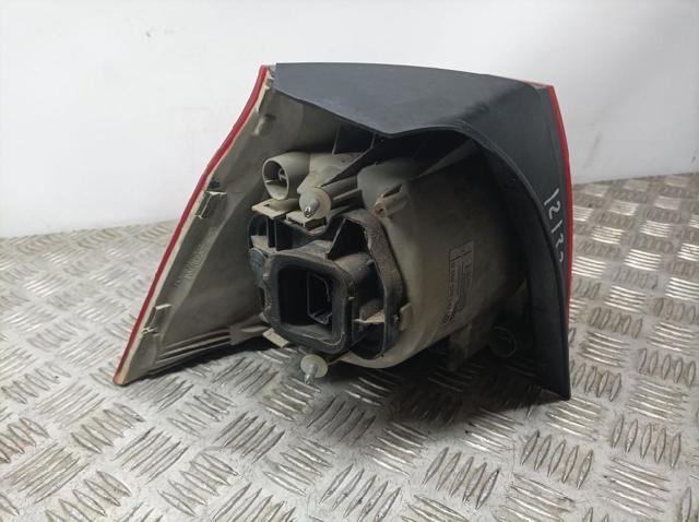 VAG 1K6945096G Piloto trasero exterior derecho  disponible Lugo