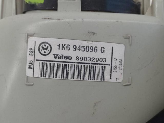 VAG 1K6945096G Piloto trasero exterior derecho comprar Tarragona