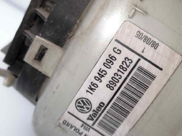 1K6945096G Piloto trasero exterior derecho  en stock Sabadell