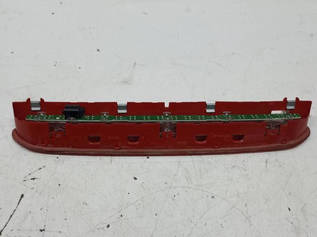 1K6945097A VAG Tercera luz de freno  en stock Gandía