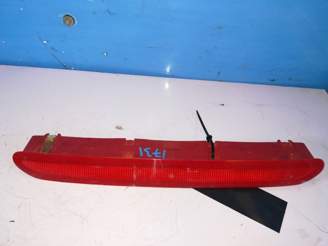 VAG 1K6945097A Tercera luz de freno comprar Barcelona